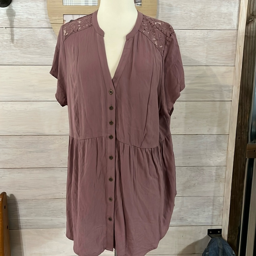 Torrid Mauve Lace Shoulder Blouse 0/12/L